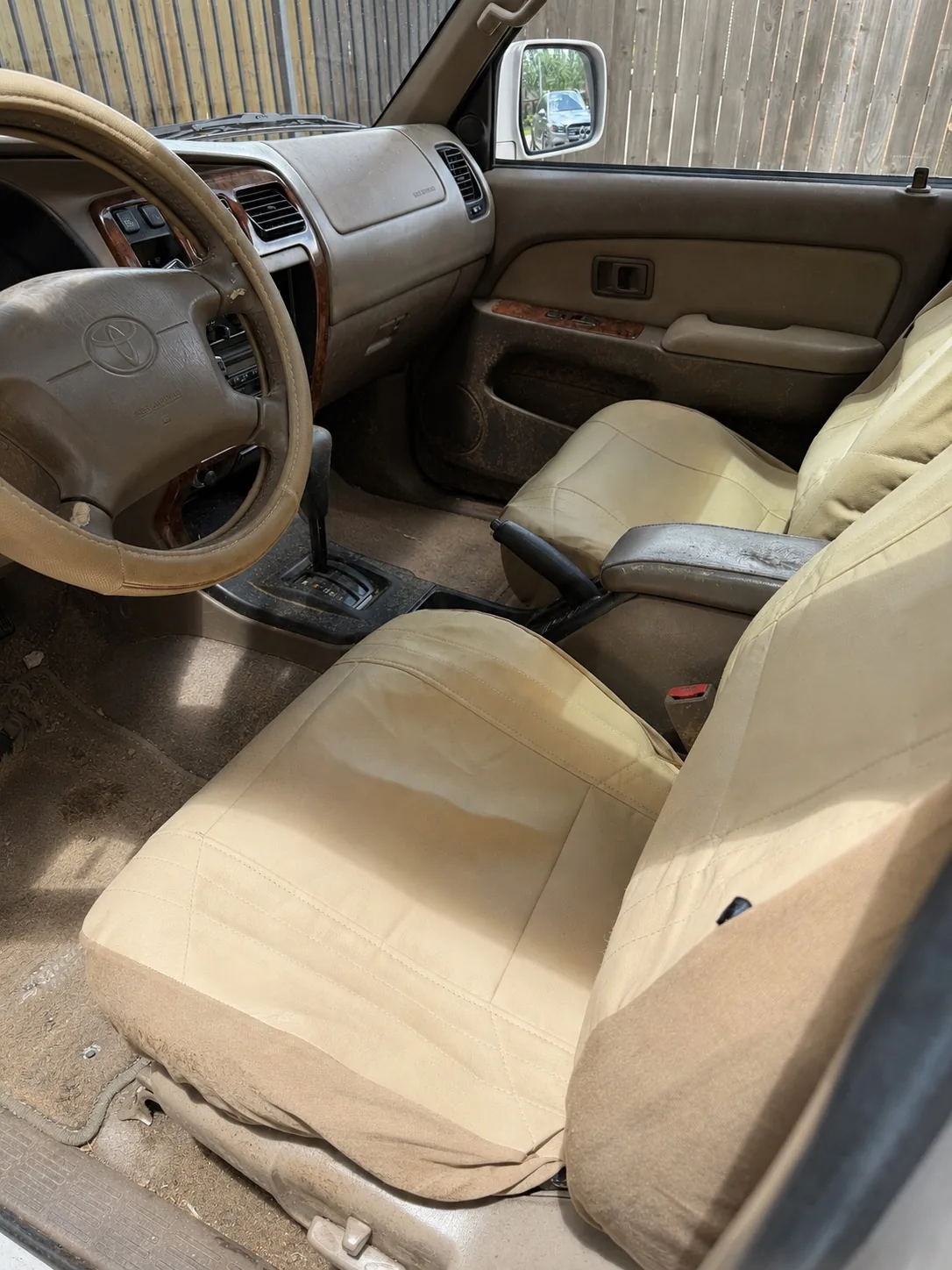 Dirty front interior before detail